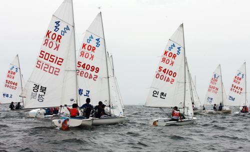만든곳: 한국 네티즌본부 카페