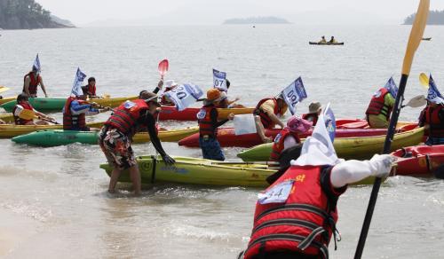 만든곳: 한국 네티즌본부 카페