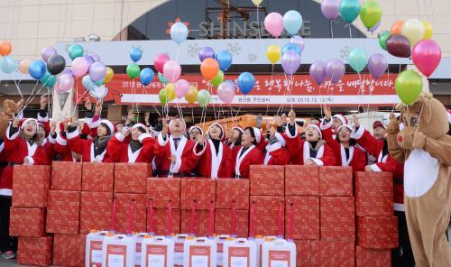 사진이 안 나오면→ 우칙클릭→ 사진보기클릭: 작성: '한국 네티즌본부' 카페