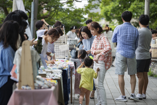동서문화 이미지