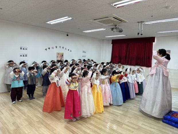 애플B유치원 이미지